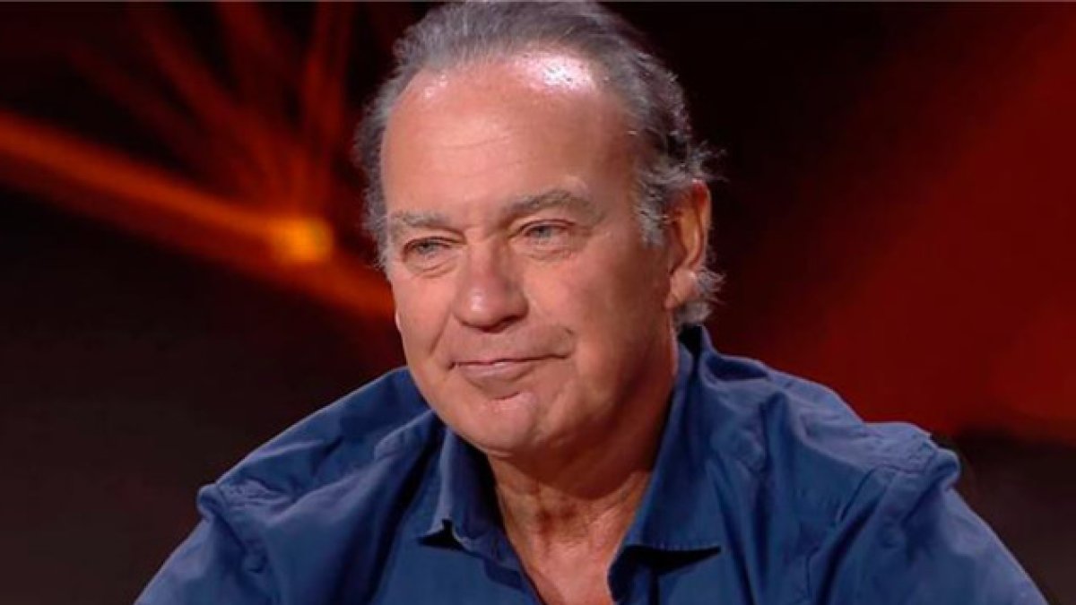 Bertín se emocionó al ver en pantalla imágenes de su amigo Arévalo.