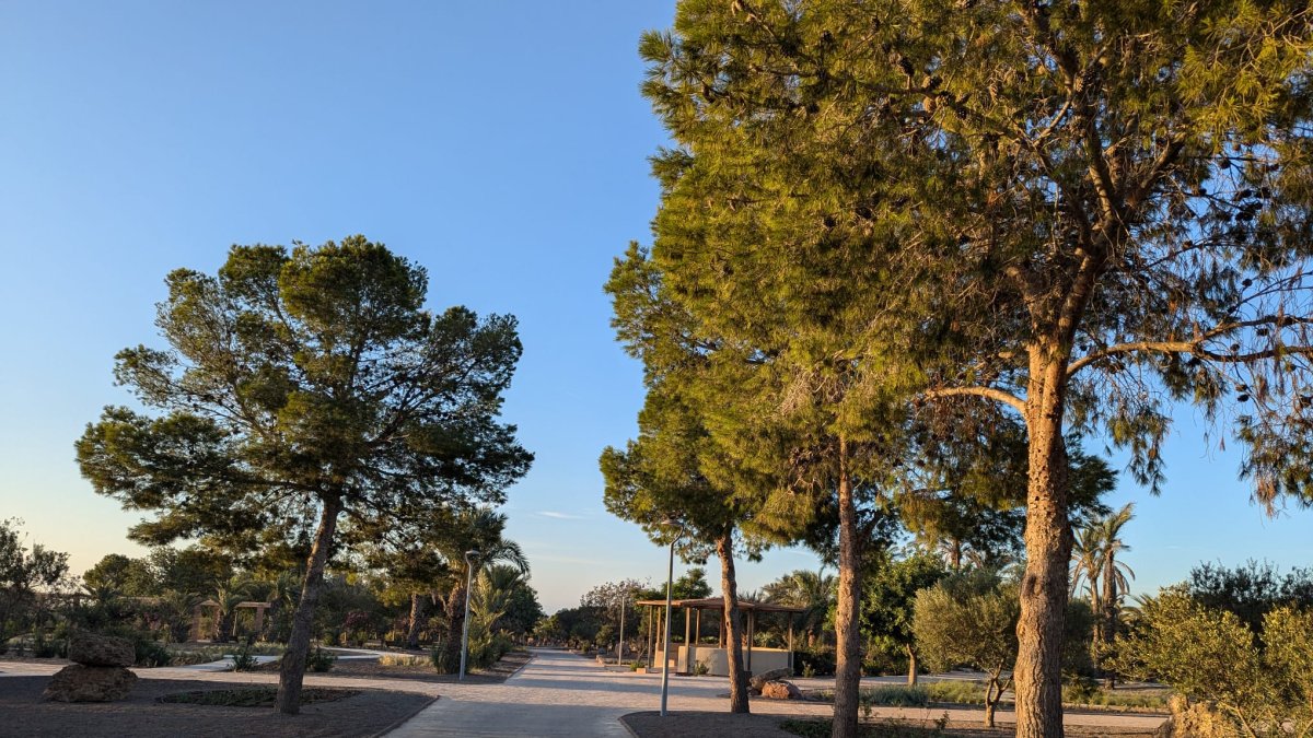 Vista del interior del Parque del Boticario