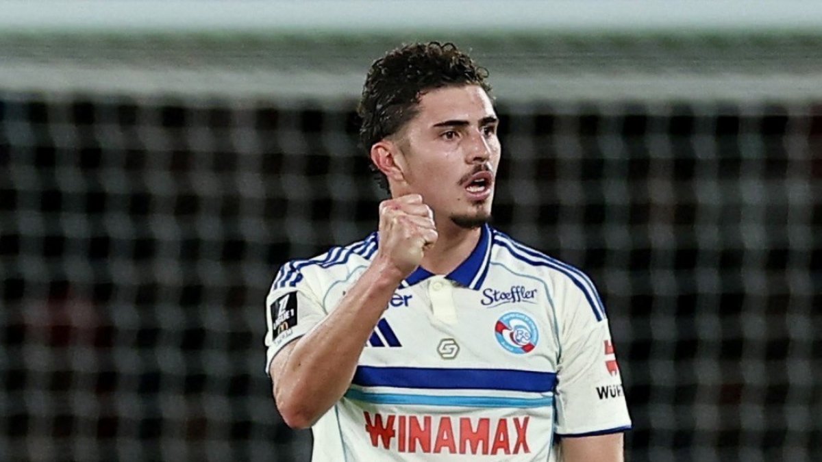 Panichelli se ha colocado al frente de los goleadores en Francia.