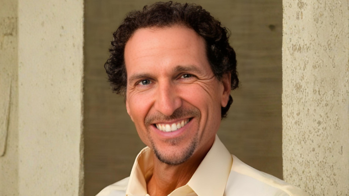 El viajero y escritor americano Costas Christ estará en el Sun&Blue Congress en Almería.