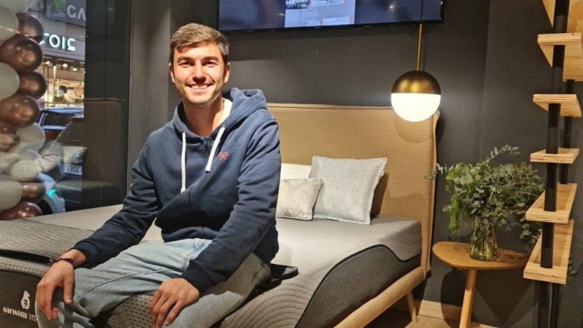 Cristo Zorro, Portero de la UD Almería B, en las instalaciones de Colchón San Ginés.