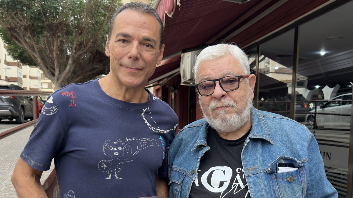 Adolfo Olmedo junto al autor de la entrevistas Antonio Hermosa.