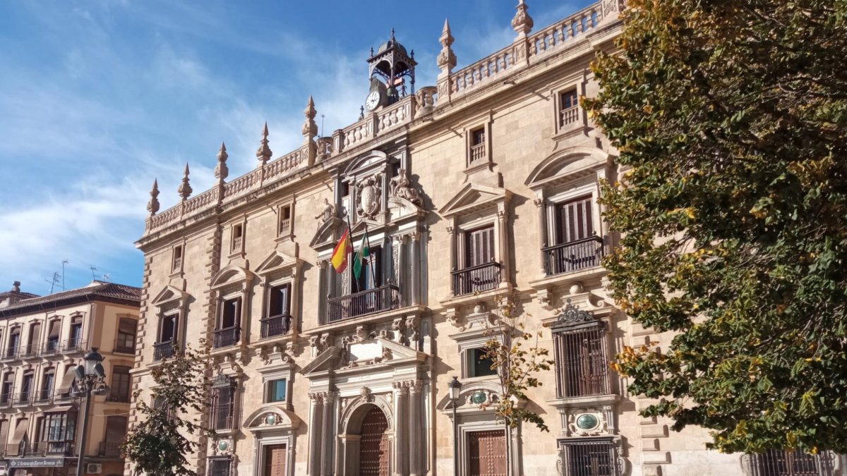 Archivo - Sede del TSJA en Granada.