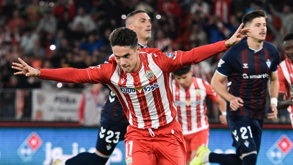 Sergio Arribas celebrando el gol de penalti que encarrilaba la victoria contra el Eibar el pasado fin de semana.