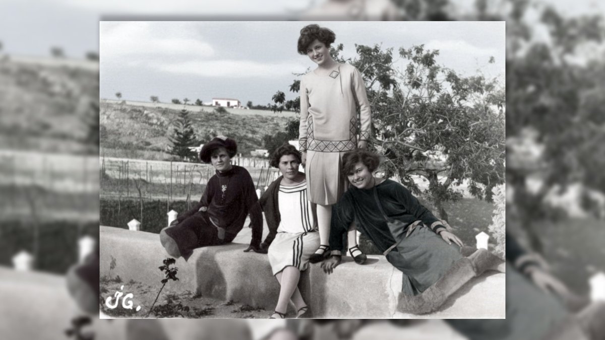 Un grupo de muchachas en la zona conocida como los cortijos de Belén allá por los años veinte, cuando aquel lugar formaba una aldea con vida propia.