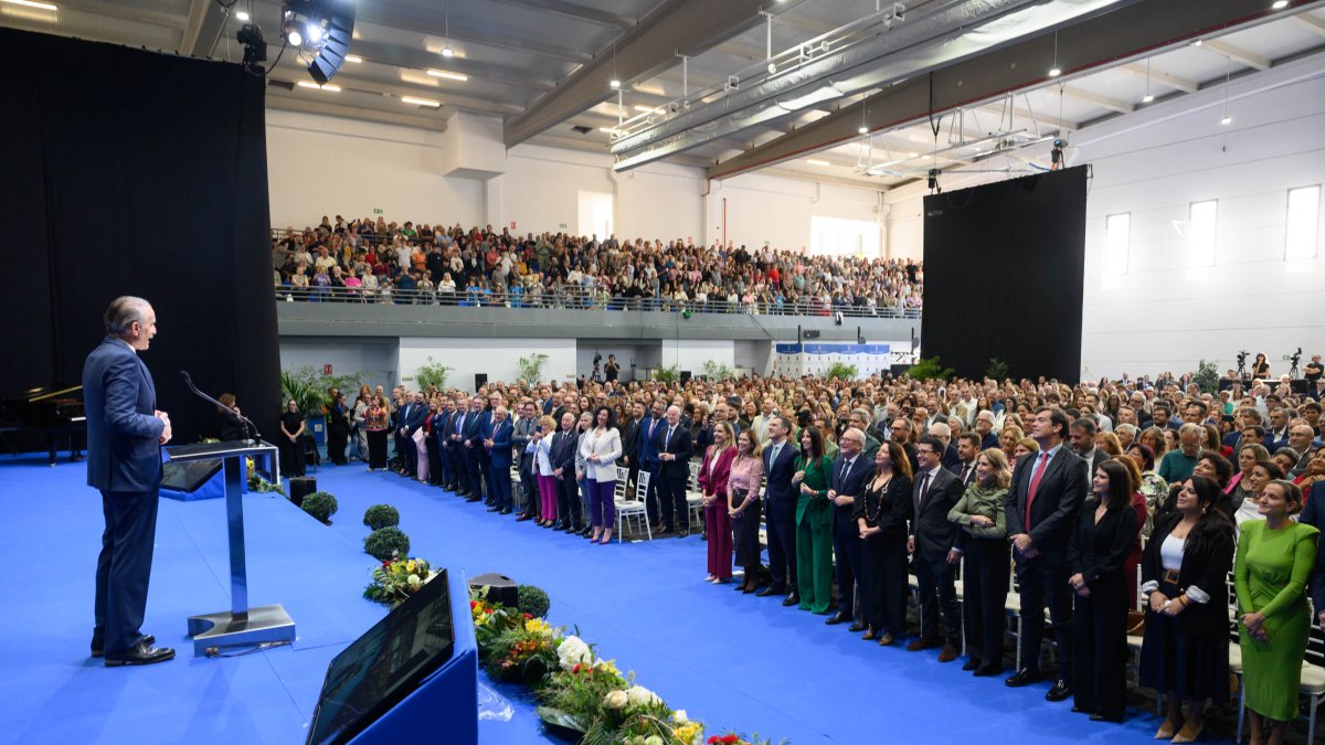 Juan y Medio, durante su discurso.