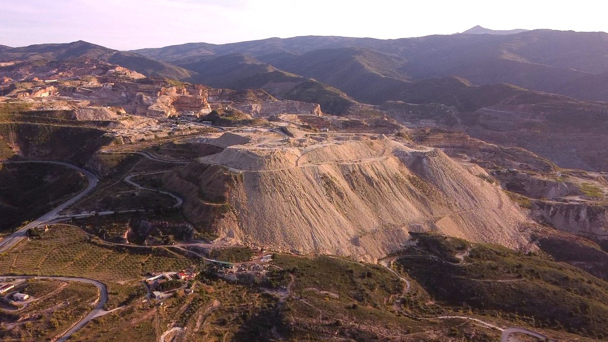 Zona de la denominada escombrera en Macael en una imagen de archivo.