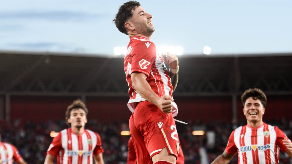 El presidente del Almería no quiere fallar en su segundo intento de ascenso.