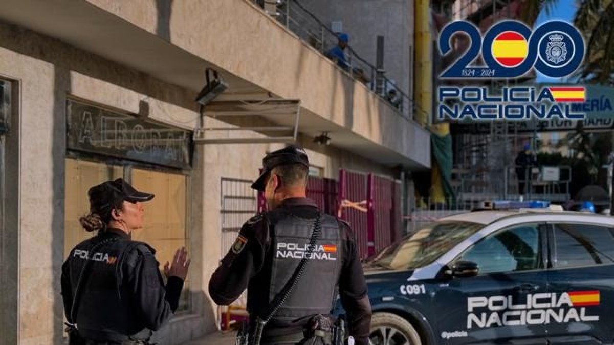Agentes de la Policía Nacional.