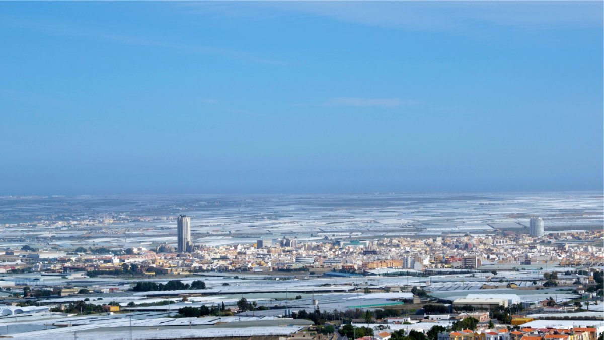 Imagen de archivo de El Ejido, donde la Sareb liberará más de 400 viviendas.