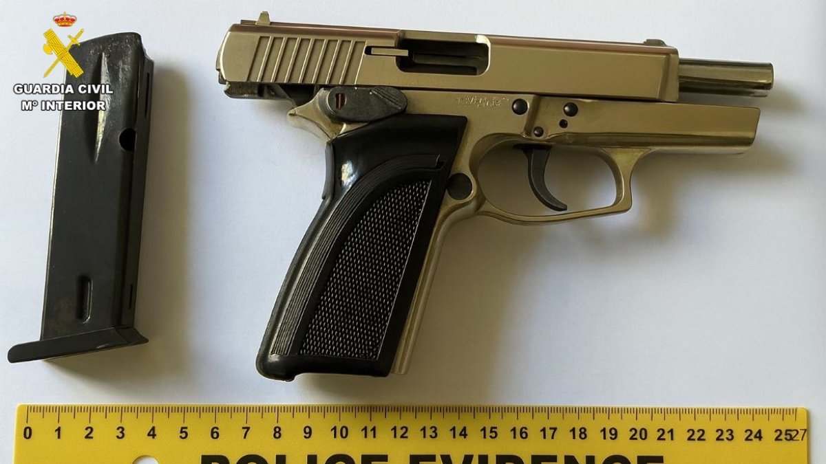 Detienen a un varón en Cuevas del Almanzora por un delito de robo con fuerza.