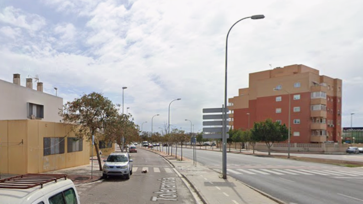El siniestro ocurrió en la Avenida de la Tolerancia  a la altura de la calle Rosa Luxemburgo.