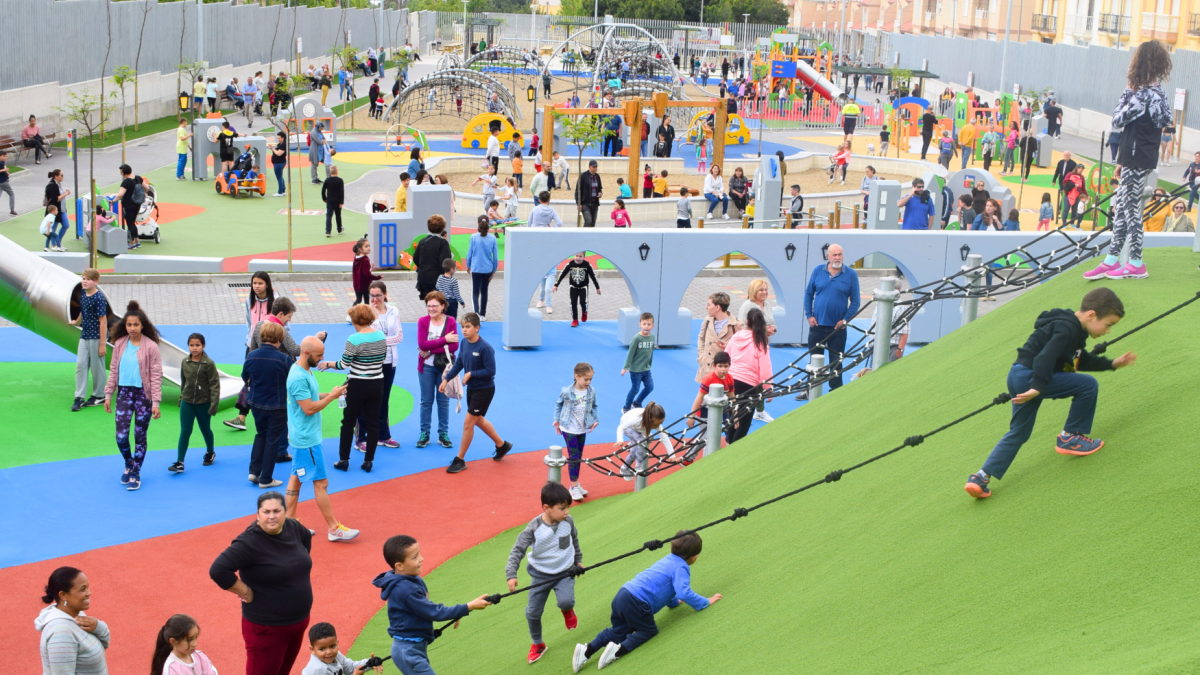 El Parque de la Infancia de Vícar es uno de los puntos claves en el ocio infantil del municipio.