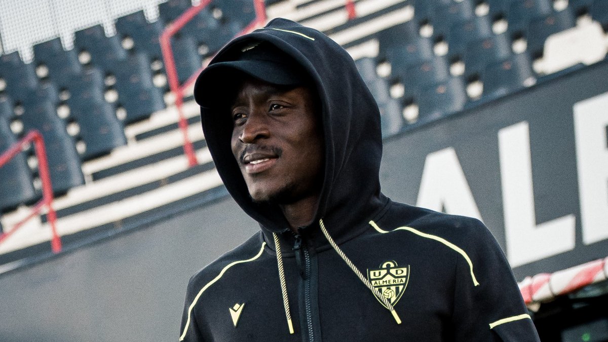 Lopy podría ser la gran novedad en el once del Almería.