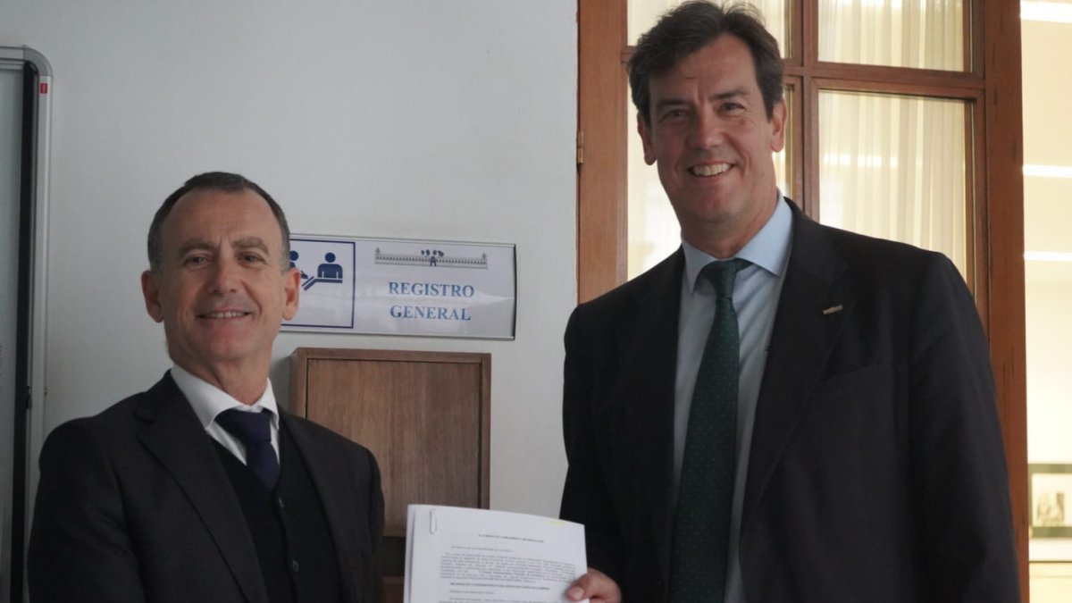 Pablo Venzal y Juanjo Salvador, del PP.