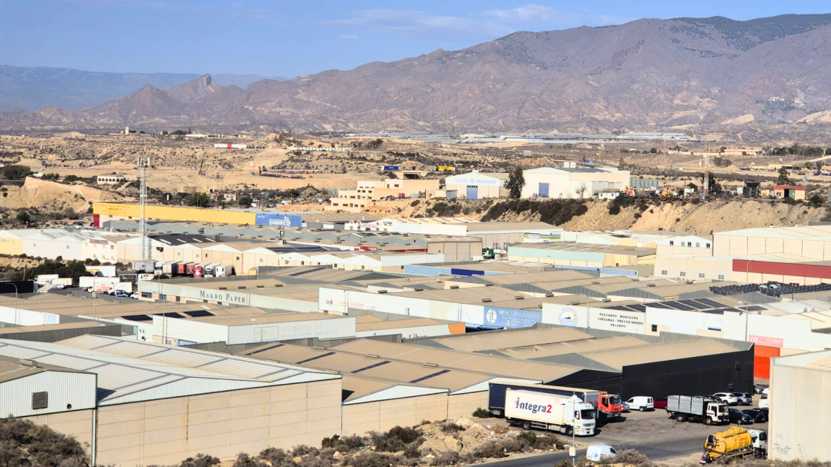 Más de 600 empresas forman el polígono La Juaida en el municipio de Viator.