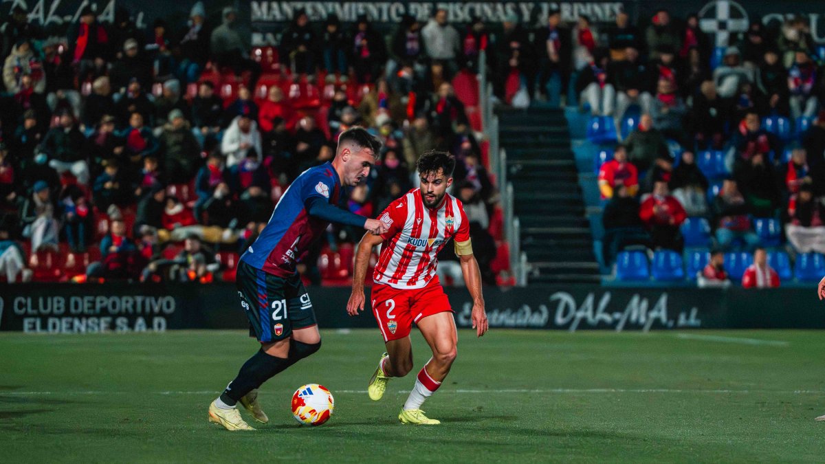 Arnau Puigmal en el partido ante el Eldense de la Copa del Rey.