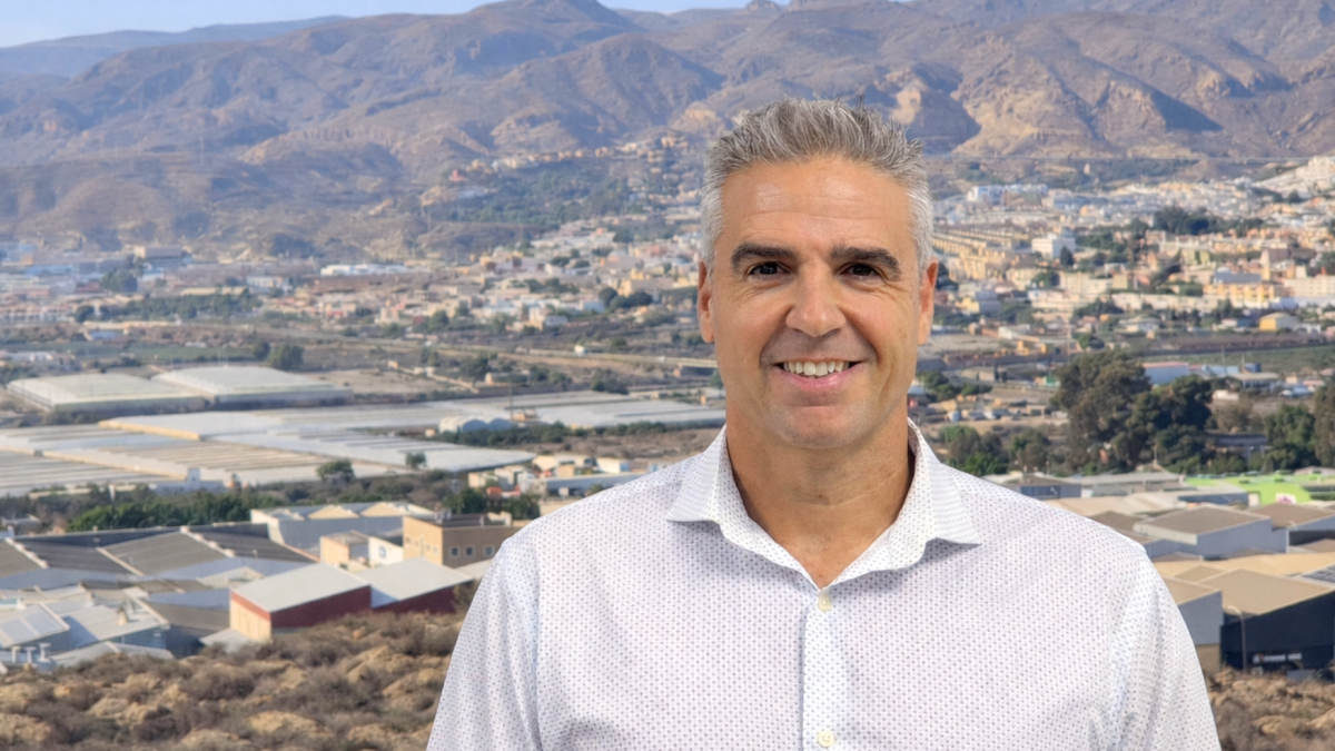 El alcalde de Viator, Manuel Jesús Flores.