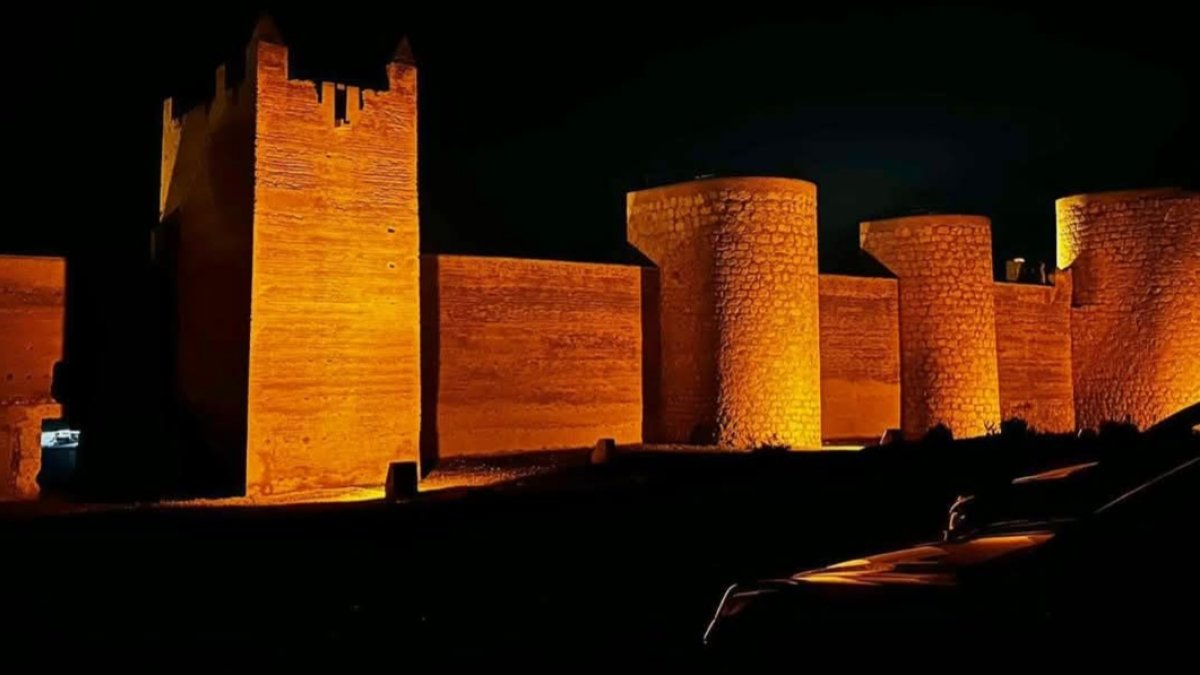 Imagen cedida por la Junta de Andalucía de la muralla del Cerro de San Cristóbal.
