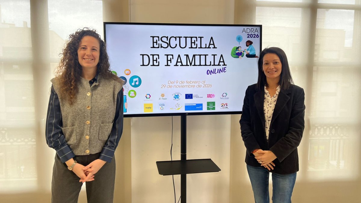 Presentación de la Escuela de Familia de Adra.