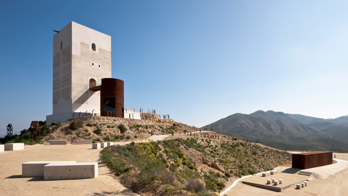 El recientemente restaurado castillo de Huércal-Overa.
