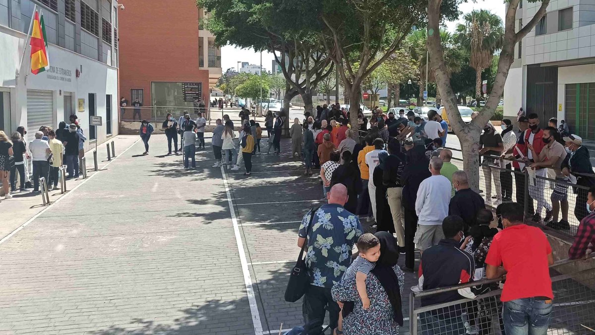 Oficina de Extranjería de Almería.