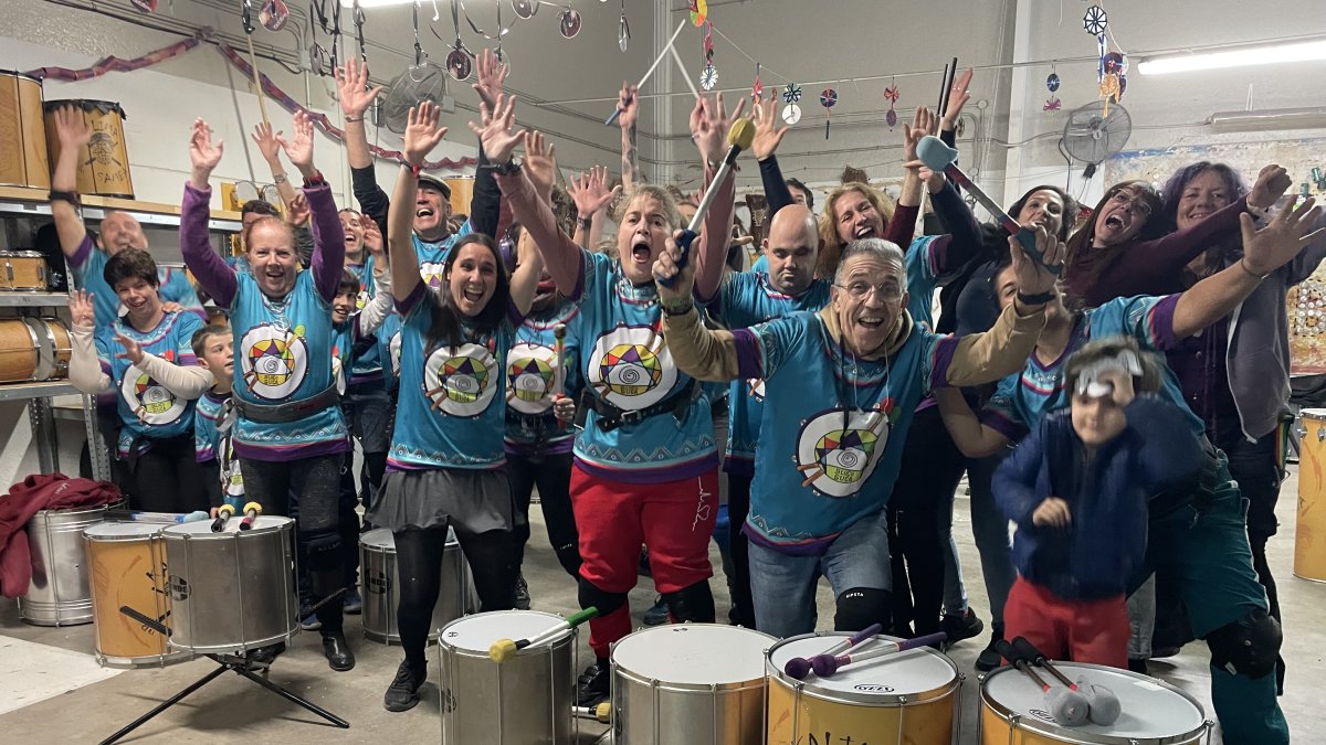 Batucada inclusiva Bloco Suca.