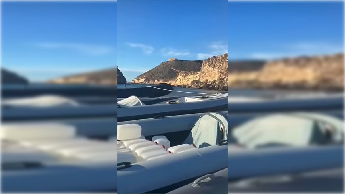 Fragmento del vídeo grabado por la tripulación de las narcolanchas refugiadas hace unos días en San Juan de los Terreros.