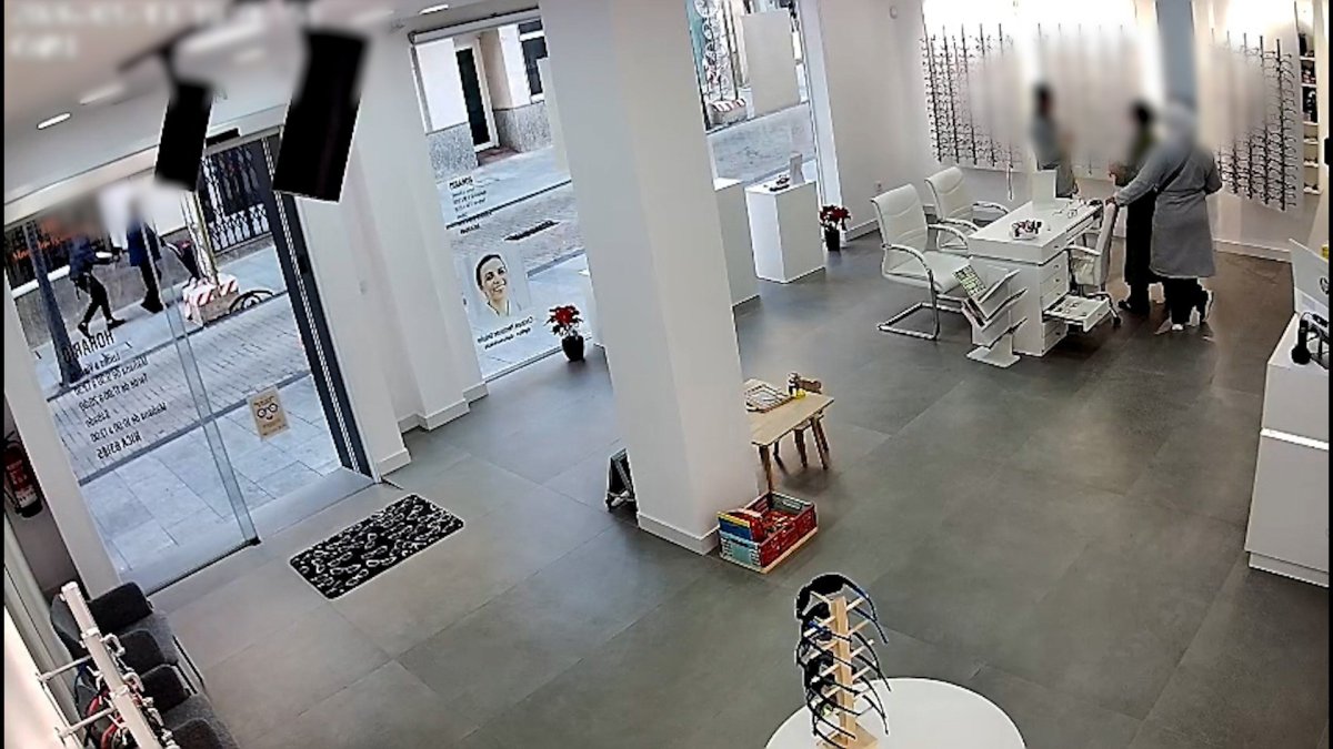 Momento de uno de los hurtos.