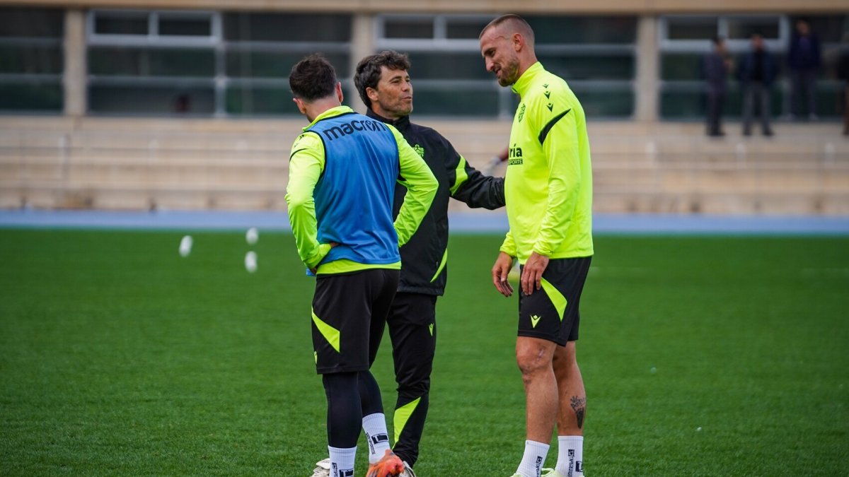 Ha llegado al Almería un líder para guiarlo hacia el ascenso.