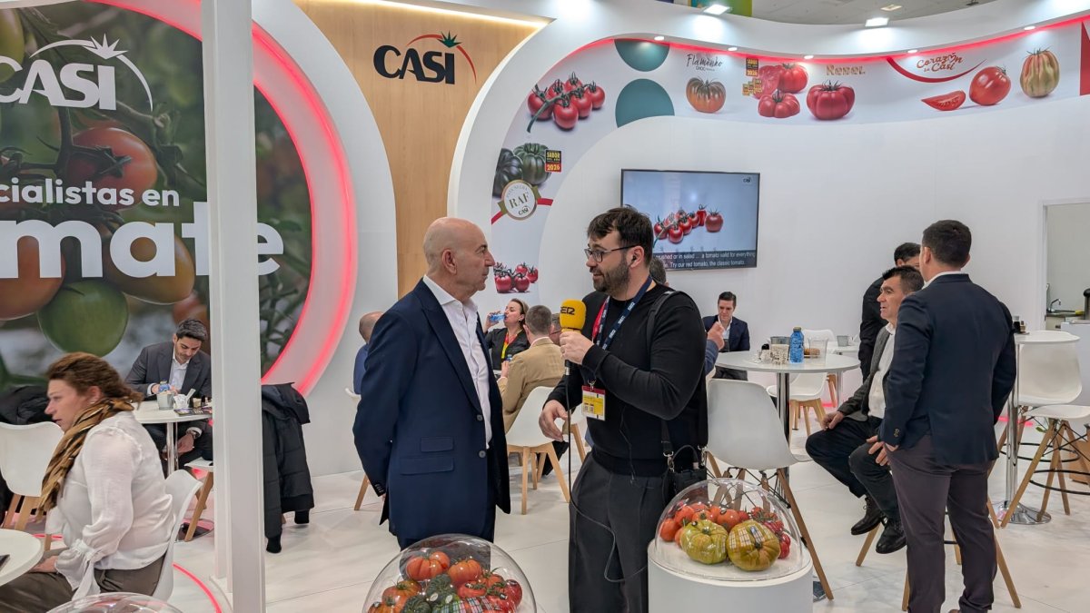 Antonio Bretones entrevistado por V. Navarro para la Cadena SER Almería.