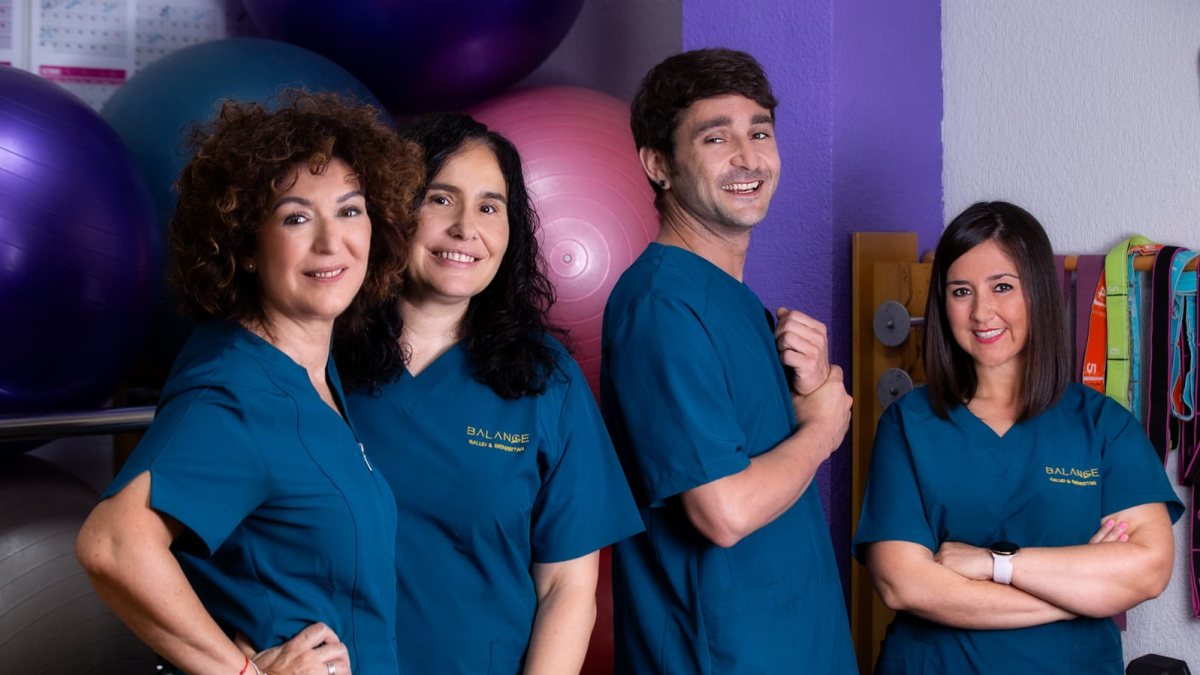 El equipo de fisioterapeutas de Nueva Andalucía.