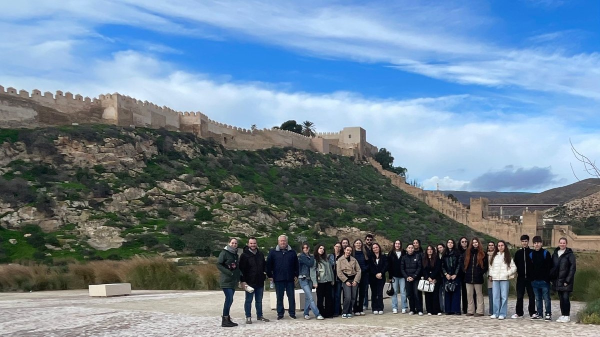 Visita al Parque de la Joya y la Alcazaba para enseñarles Almería a las alumnas alemanas.