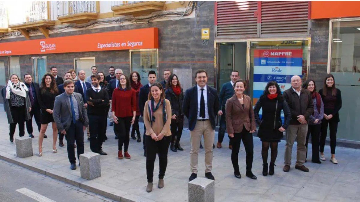 Equipo de Segusán, dirigido por Francisco Sánchez Castillo.