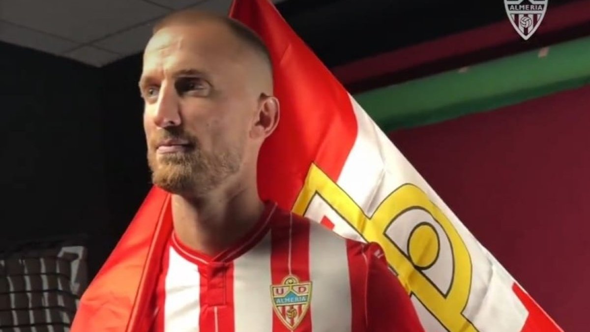 Foto de Rodrigo Ely en las redes sociales del Almería.