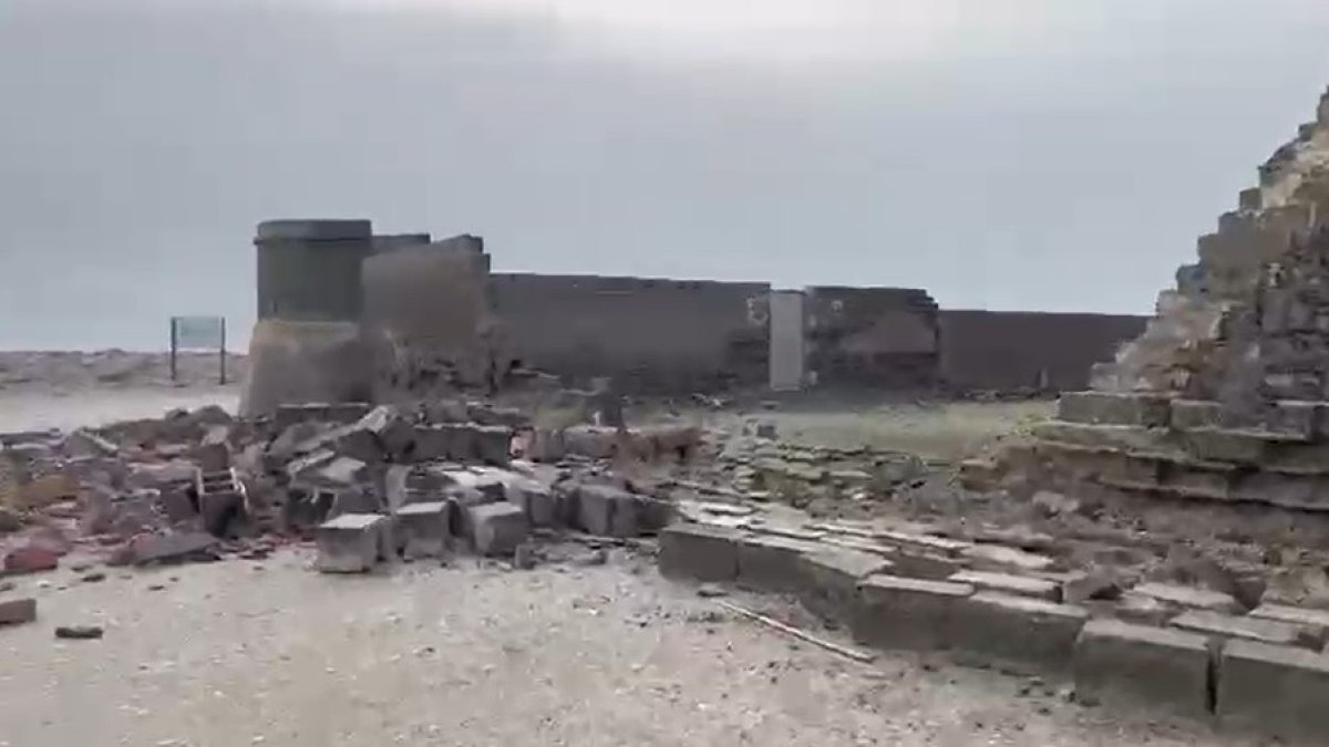 Vista del muro del Torreón de San Miguel ya caído