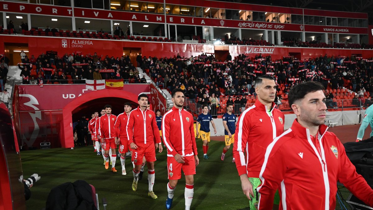 La titularidad en defensa se ha puesto cara con la llegada de Ely.