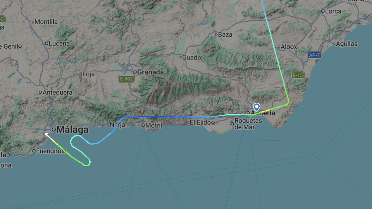 Desvío del vuelo procedente de Asturias al Aeropuerto de Málaga.