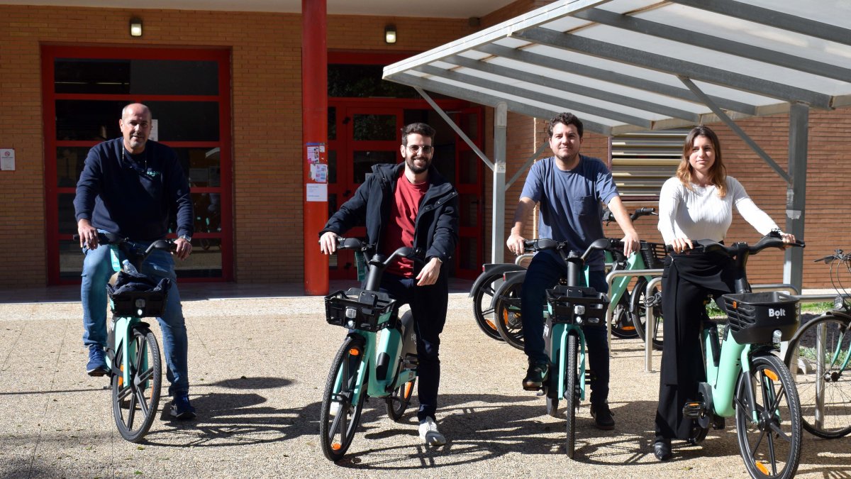 Bicicletas compartidas en la Universidad de Almería