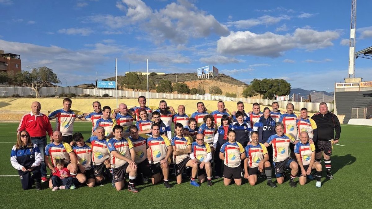 Foto de familia de URA Clan.