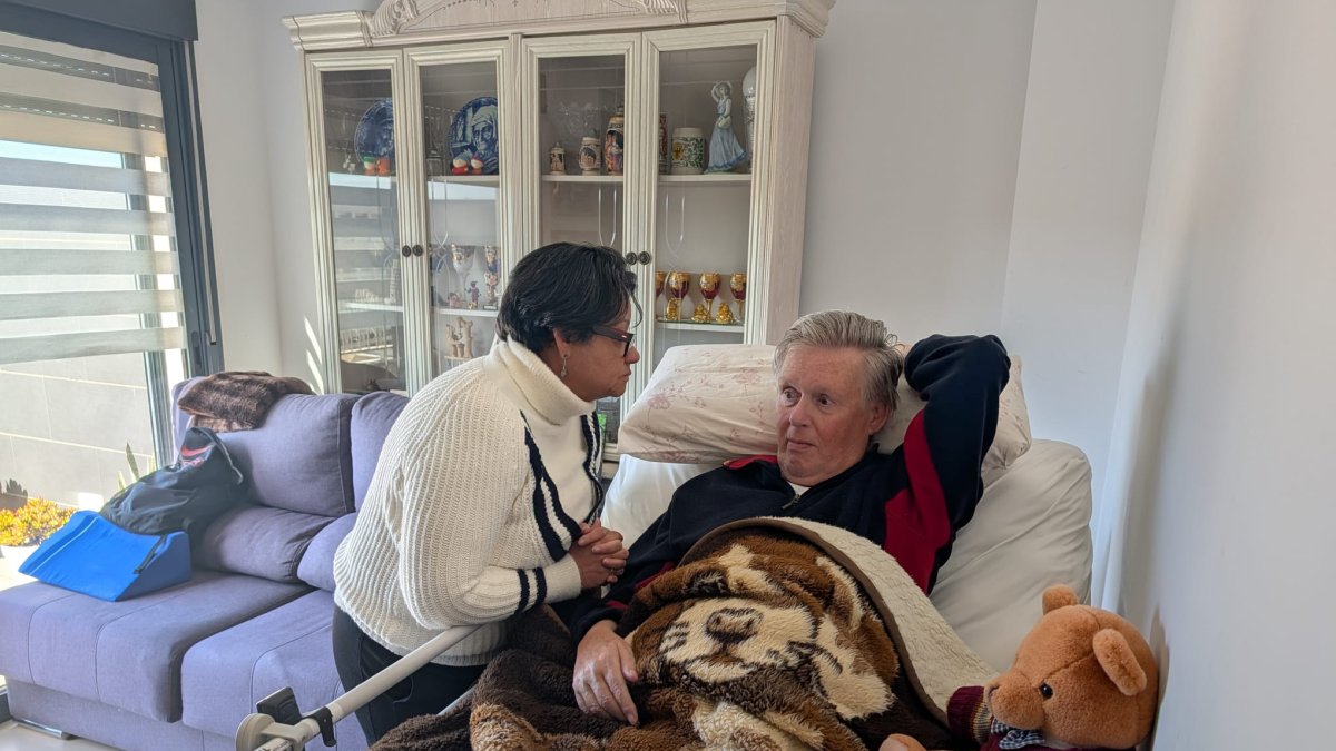 Dick y Gloria se despiden antes del fatídico 23 de febrero.