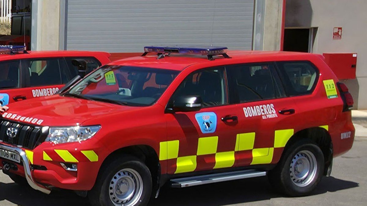Archivo - Almería.-Sucesos.-El incendio de un garaje en Huércal obliga al desalojo preventivo de 30 vecinos, que ya han regresado