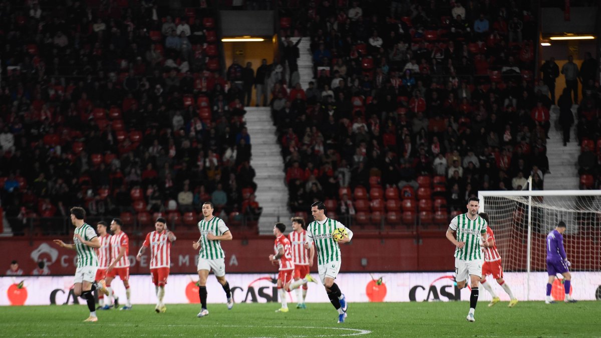 Se siguen encajando goles pero da gusto ver al equipo en ataque.