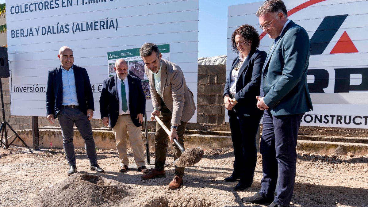 Primera piedra de los nuevos colectores en Balanegra, Berja y Dalías