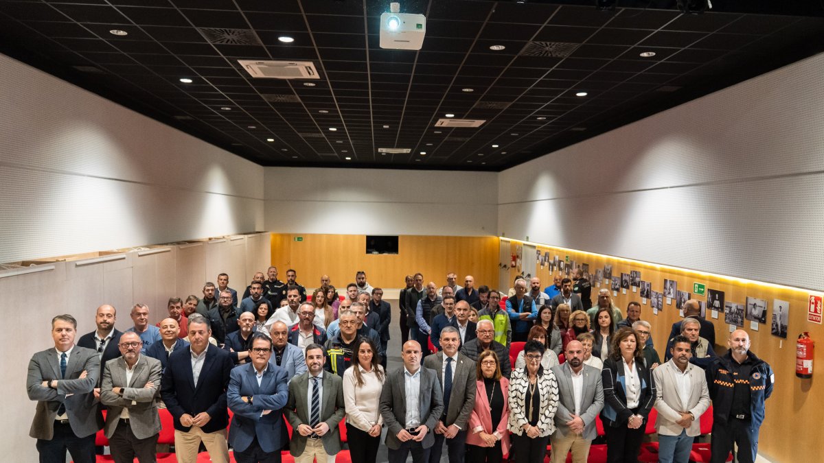 Foto en grupo de la presentación