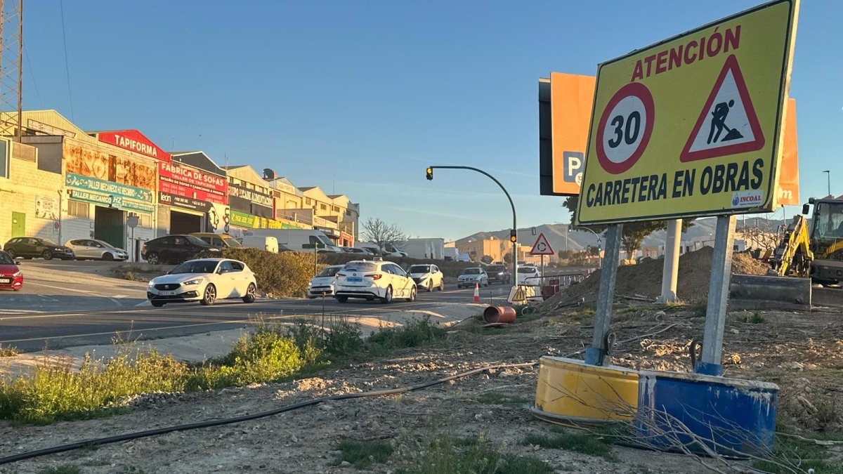 Inicio de obras en la carretera N-340a en Huércal de Almería.