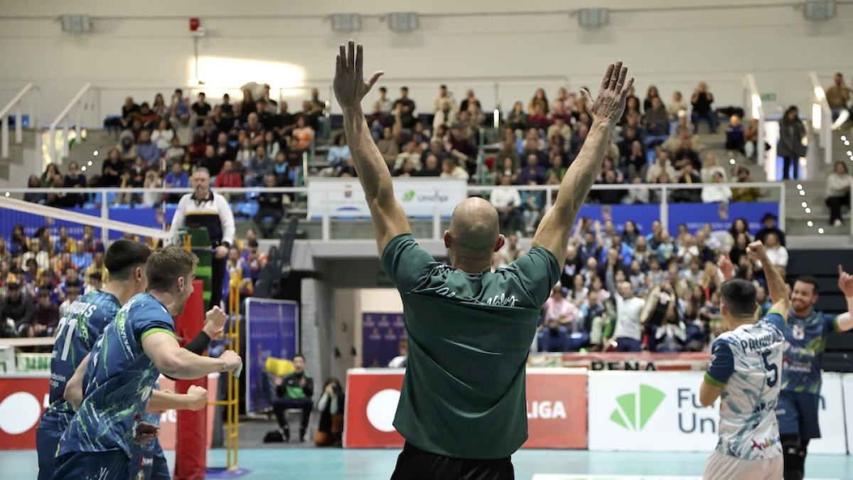 Israel Rodríguez cuenta con la afición para ganar los partidos en casa.