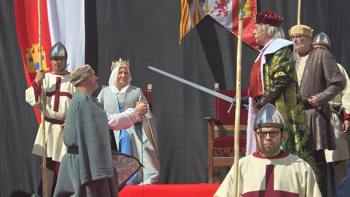Uno de los momentos más espectaculares en la XI Recreación Histórica 'Los Reyes Católicos en Fiñana'.