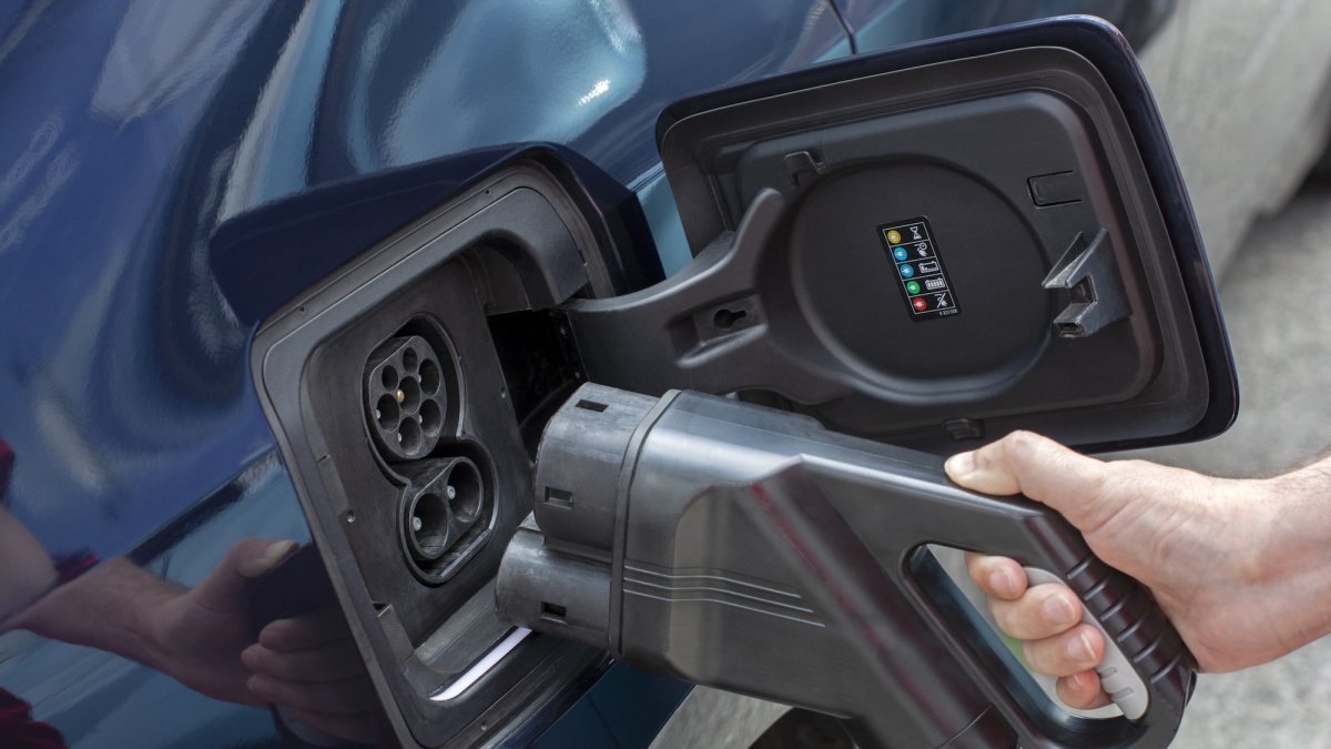 Las ventas de vehículos eléctricos puros aumentaron un 48% en febrero de 2026