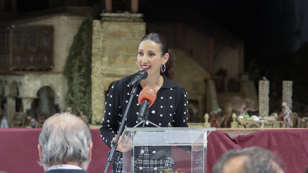 Carolina Pérez Gallardo durante un acto en Vera.